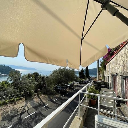 Apartamento Monolocale Baia Dei Delfini Porto Venere Exterior foto