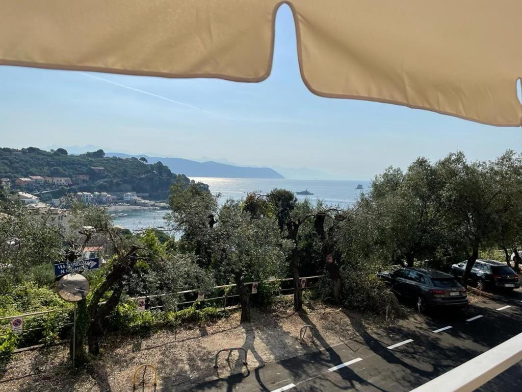 Apartamento Monolocale Baia Dei Delfini Porto Venere Exterior foto